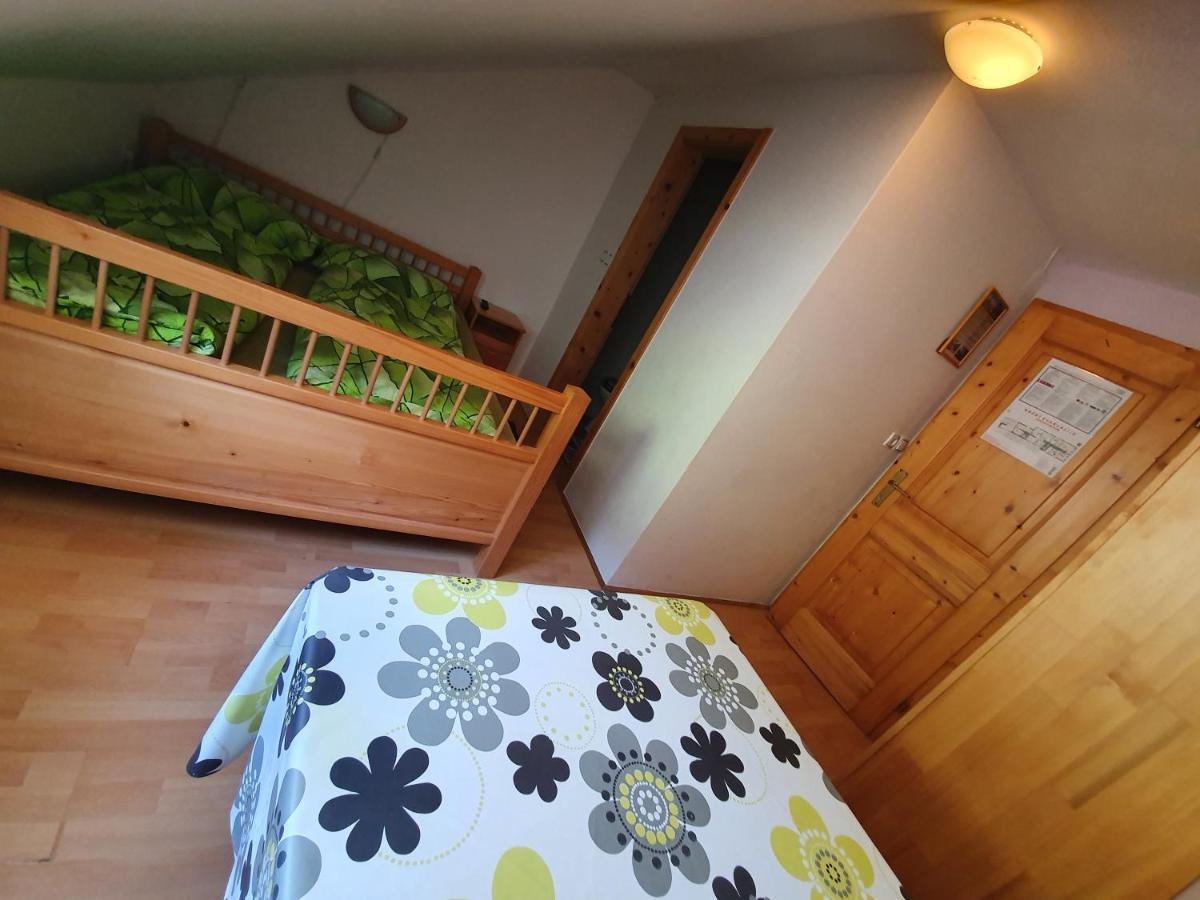 Hotel Pr' Florjan à Cerklje na Gorenjskem Extérieur photo