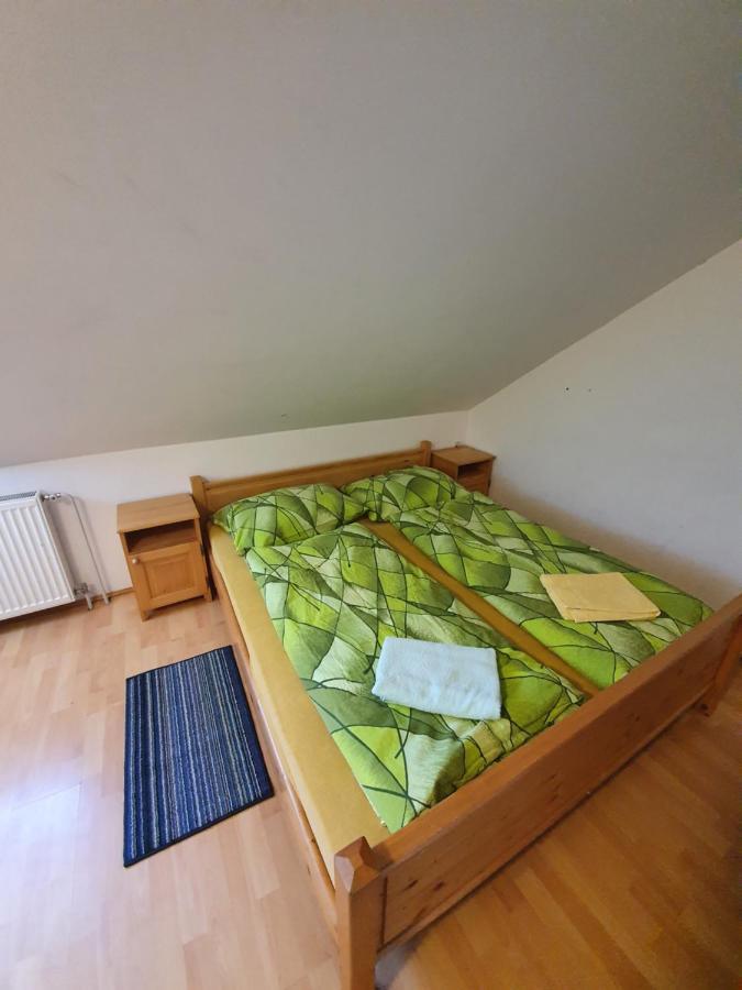 Hotel Pr' Florjan à Cerklje na Gorenjskem Extérieur photo