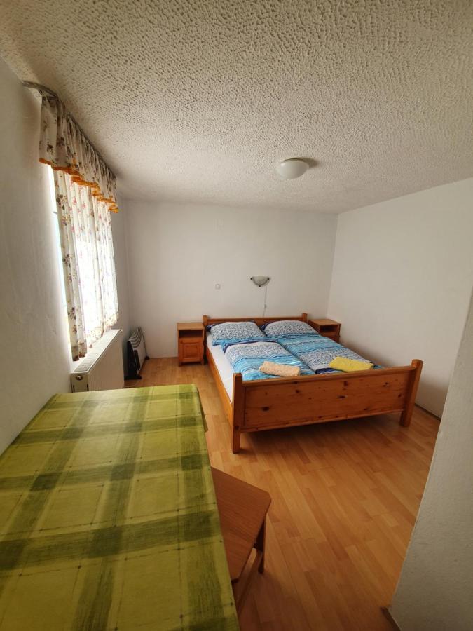 Hotel Pr' Florjan à Cerklje na Gorenjskem Extérieur photo