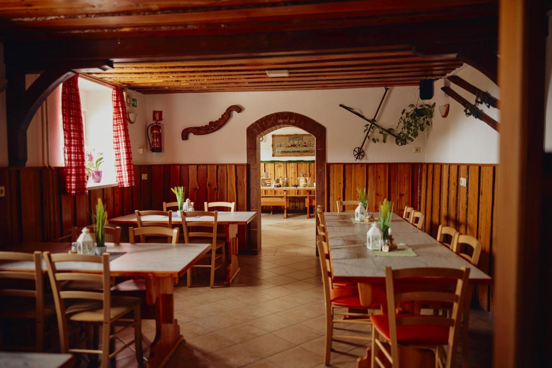 Hotel Pr' Florjan à Cerklje na Gorenjskem Extérieur photo
